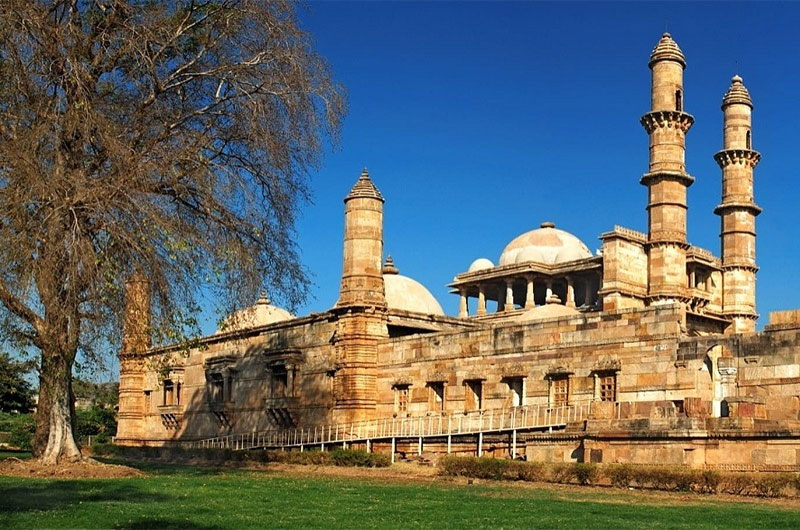 Champaner-Pavagadh-Archaeological-park-banasri.in