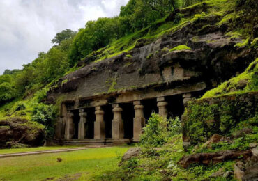 Elephanta-Caves-banasri.in