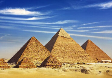 Pyramids of Giza and the Sphinx - Tourist Destinations in Egypt