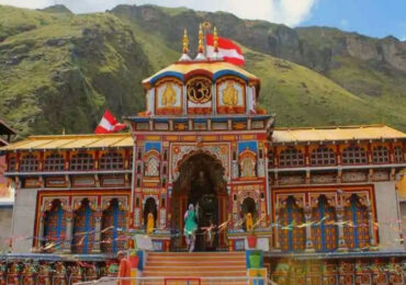 Badrinath Temple Uttarakhand | Banasri Tourism Private Limited