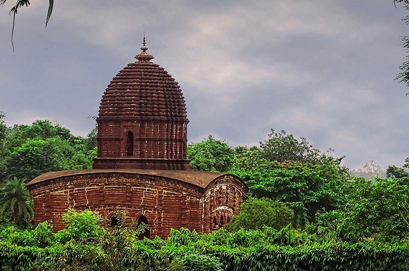 Bishnupur is famous for its ancient temples including the Vishnu Temple and the Loktak Lake. | Banasri Tourism Private Limited | banasri.in