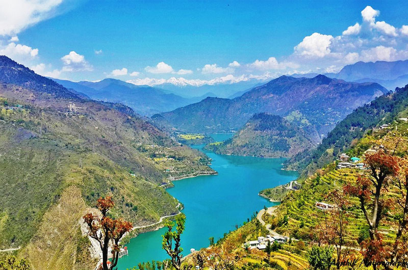 Chamera Lake was formed as a result of the construction of the Chamera Dam on the Ravi River. | Banasri Tourism Private Limited | banasri.in