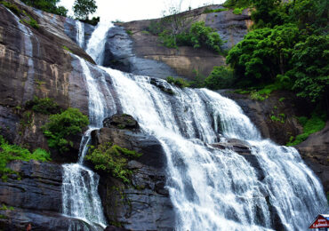 Courtallam Falls in Tamil Nadu - Spa of South India | Banasri Tourism Private Limited | banasri.in