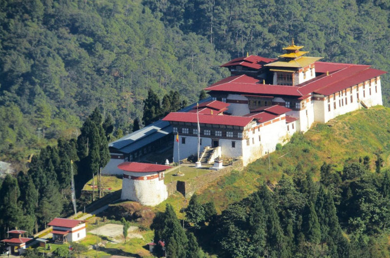 Dagana is tucked away in the southwestern part of Bhutan | Banasri Tourism Private Limited | banasri.in