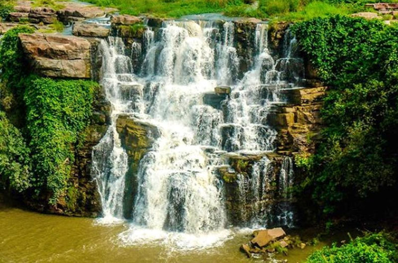 Ethipothala Falls is rich in avian life | Banasri Tourism Private Limited | banasri.in