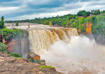 Gokak Falls is situated near the town of Gokak in the Belagavi district | Banasri Tourism Private Limited | banasri.in