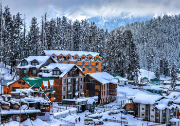 Gulmarg Jammu & Kashmir | Banasri Tourism Private Limited