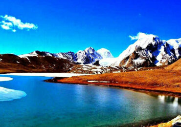 Gurudongmar Lake never freezes even during the harshest winter conditions | Banasri Tourism Private Limited | banasri.in