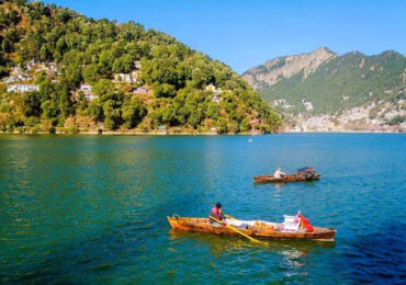 Nainital Lake is one of the 64 Shakti Peeths where the eyes (naina) of the goddess Sati fell after her self-immolation | Banasri Tourism Private Limited | banasri.in