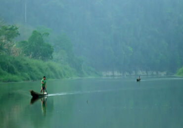 Zeilad Lake is a picturesque lake surrounded by natural beauty. | Banasri Tourism Pvt Ltd | banasri.in